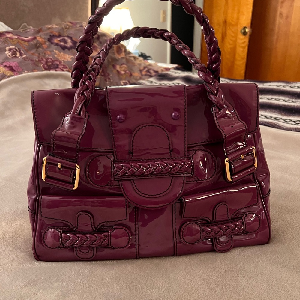 Valentino Garavani Histoire Patent leather large in Plum (purple) shoulder bag